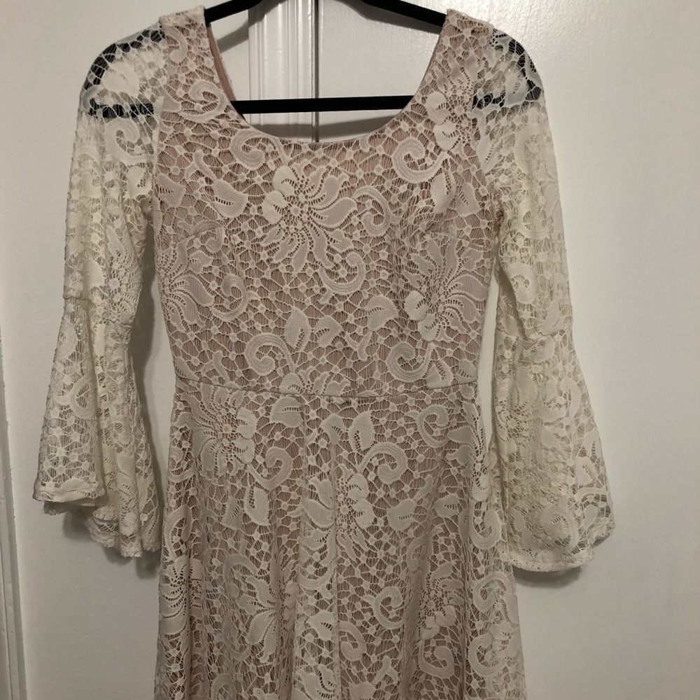 WHITE LACE SPRING TIME DRESS